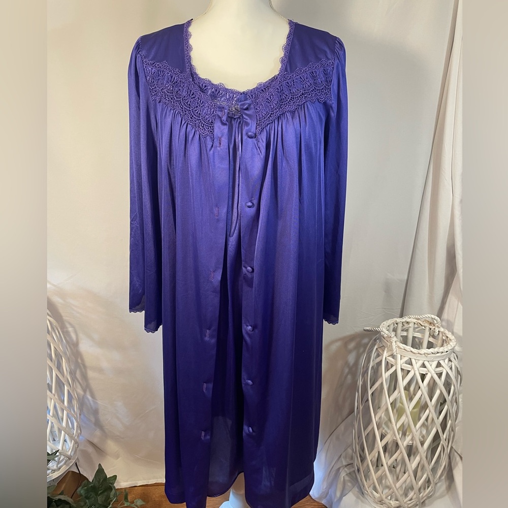 Elegant Purple Women's Nightgown Set